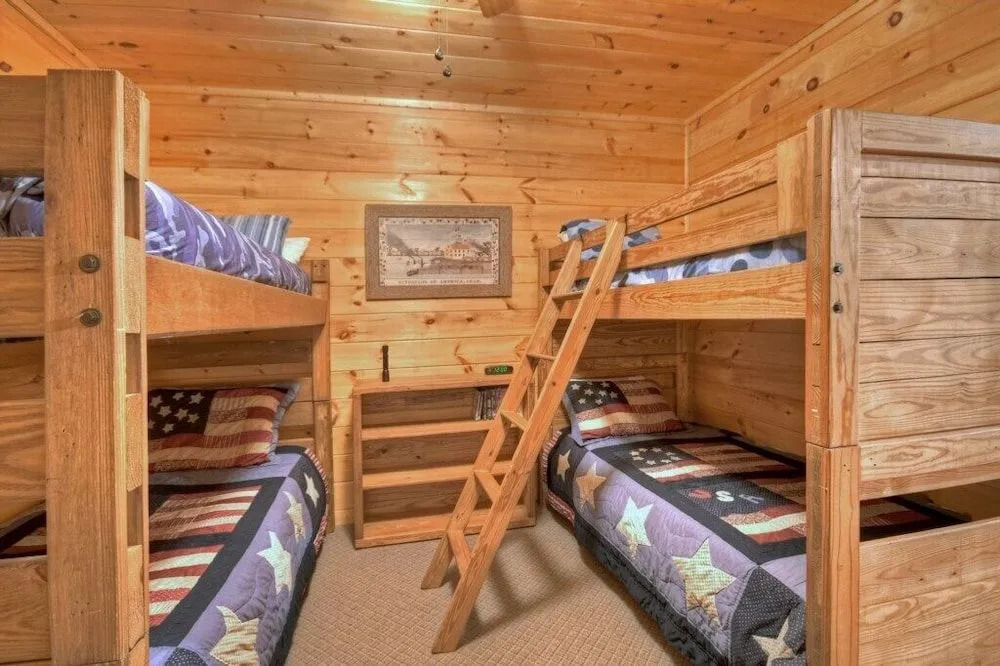 Moose Crossing Lodge