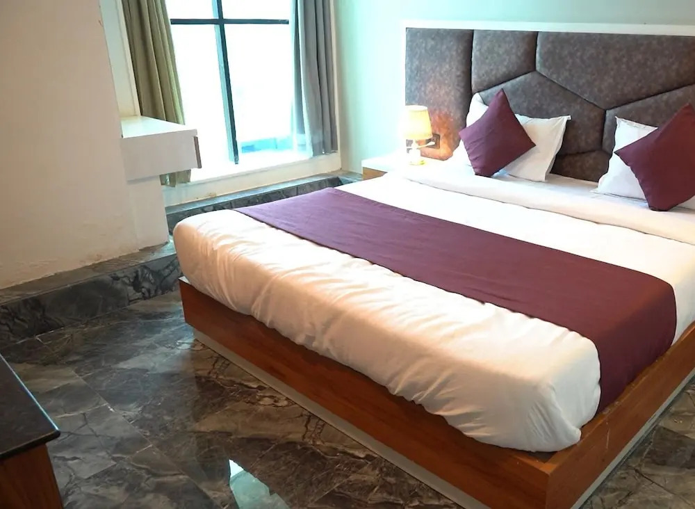 Hotel OM Tapovan