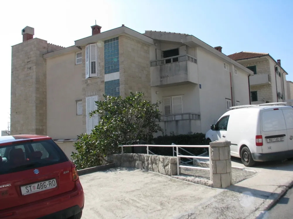 Apartments Ivanac