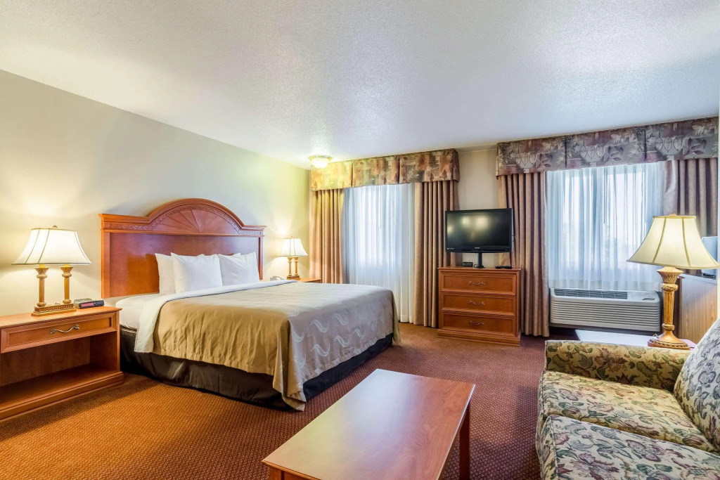 Holiday Inn Express ALLIANCE