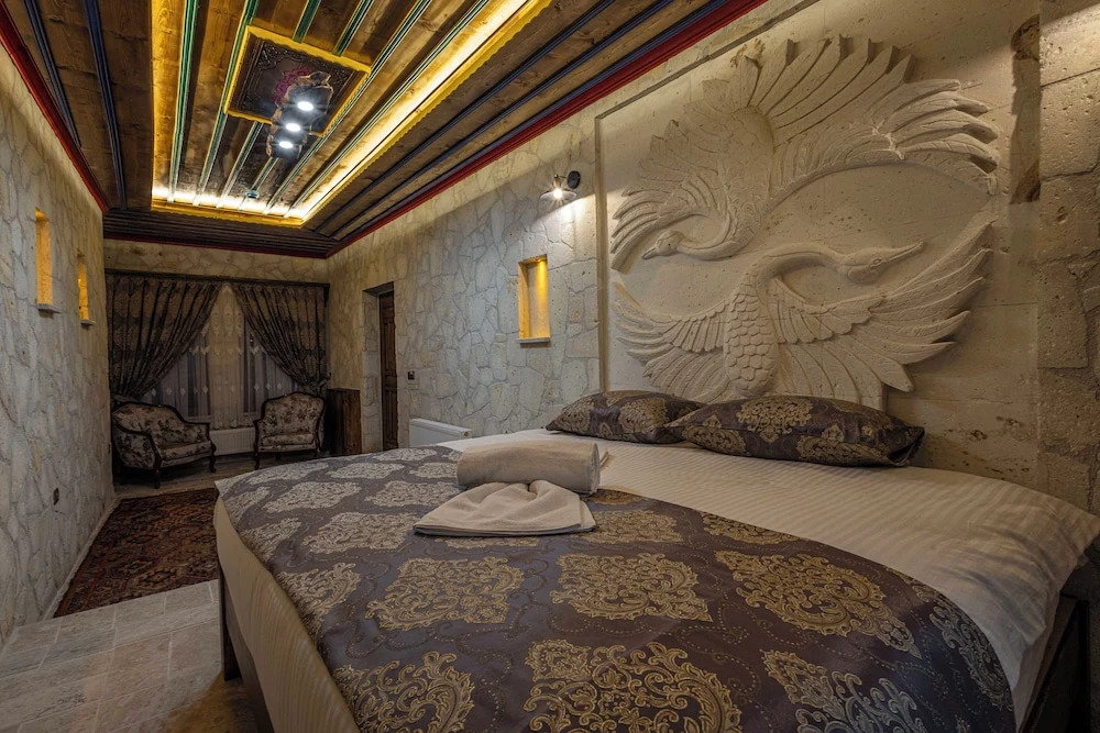 Tyana Cave House