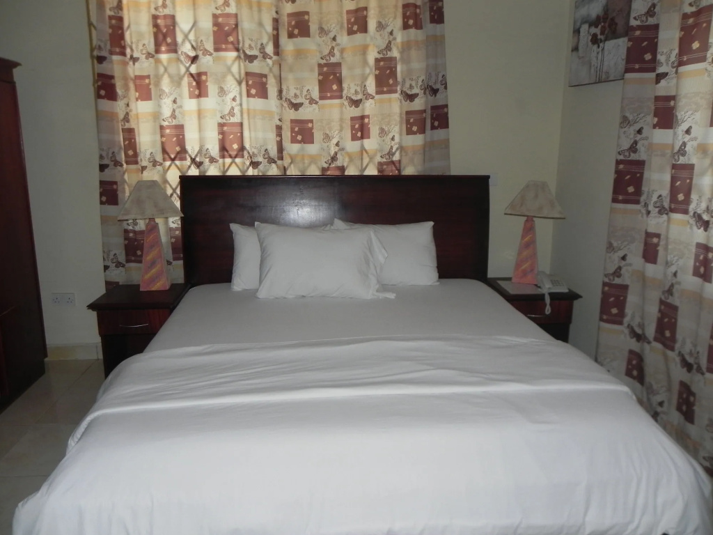 Oriental Hotel North Legon