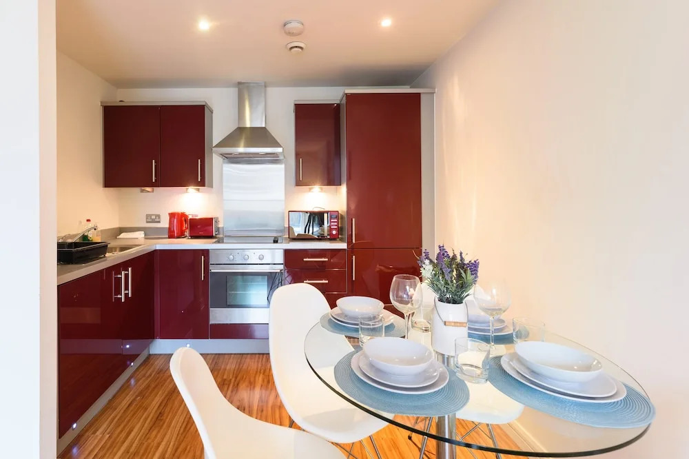 Lotus Central Apt Sassie Homes Sleeps 7