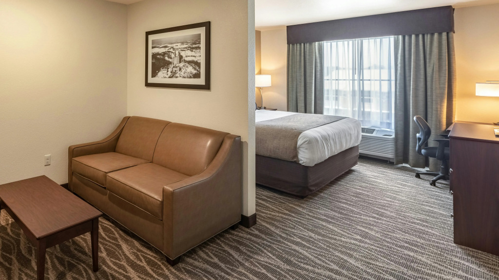 Cobblestone Hotel & Suites Hartford