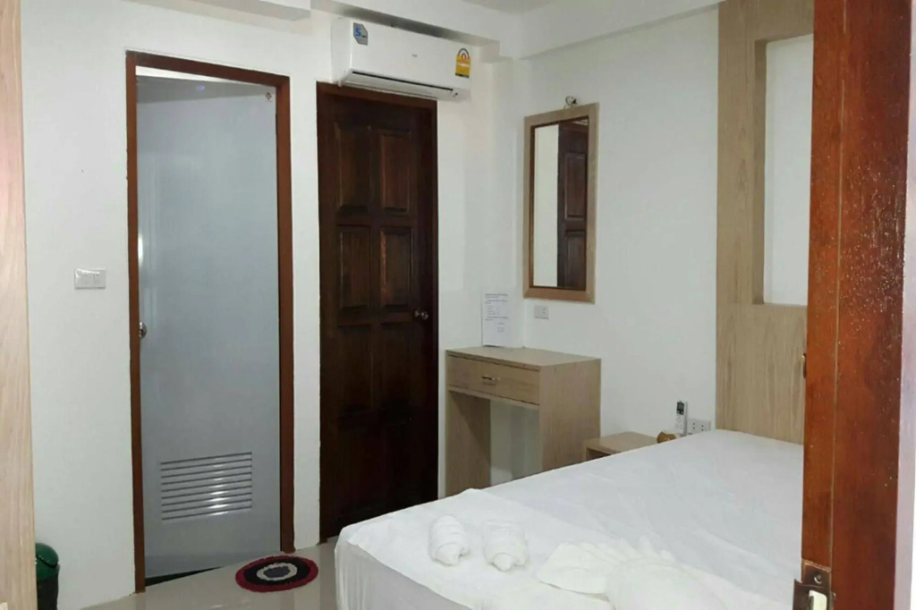 Ruang Thong Residence