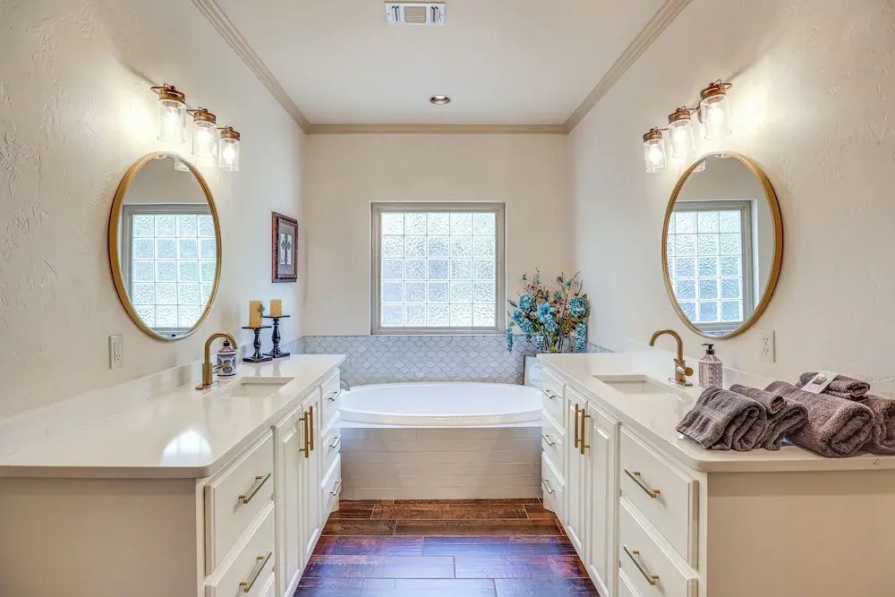 Private Hot Tub & Patio: Golf Retreat in Canyon!