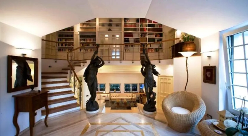 Villa Lux