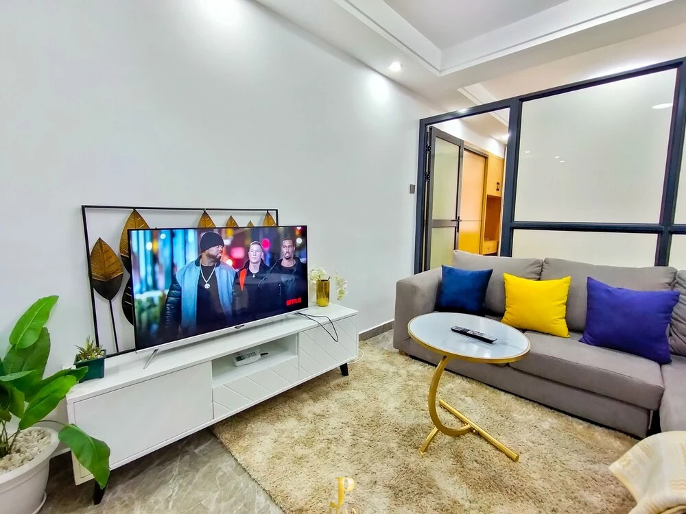 Lux Suites Heartland Business Apartments