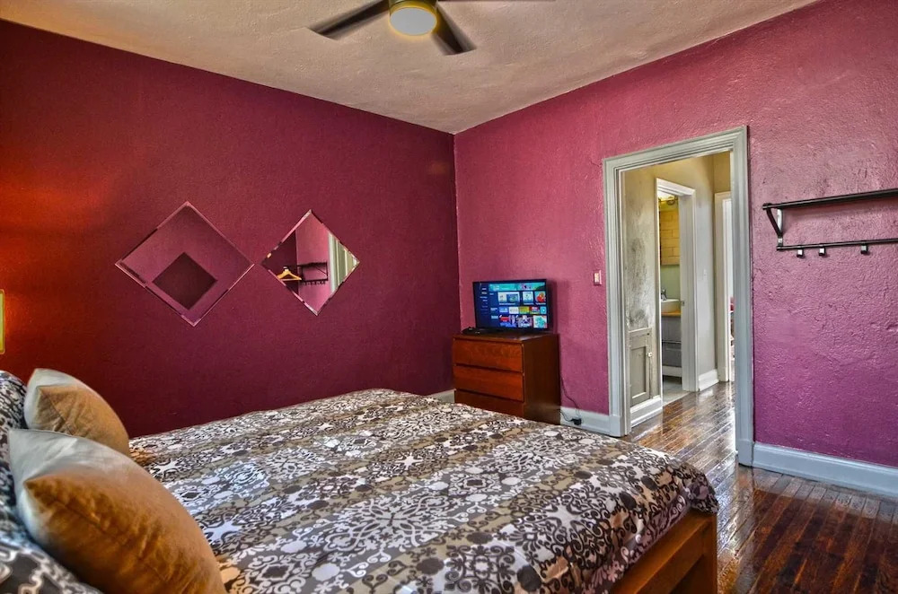 1347 Northwest Apartment #1053 - 1 Br Apts