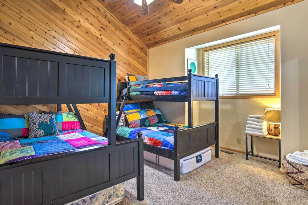 Walk to Ski Lift: Gem w/ Hot Tub in Big Bear Lake