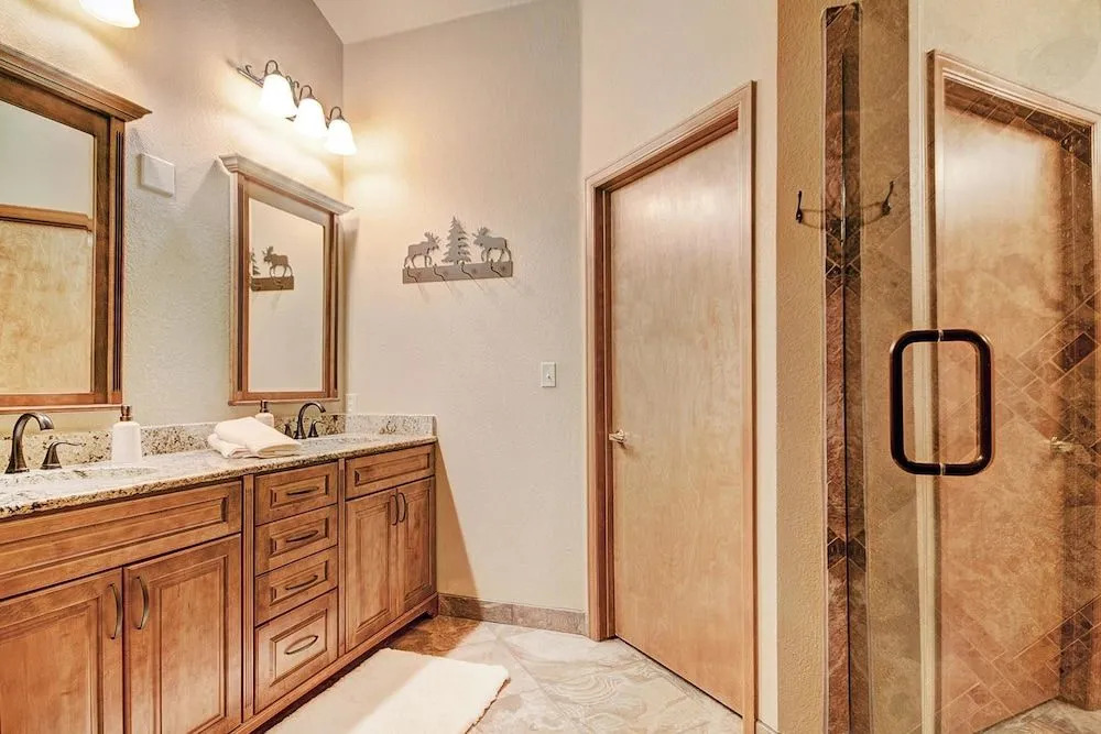 Village Point 303