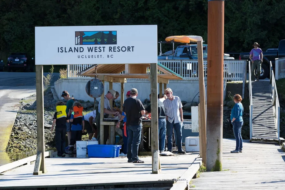 Island West Resort-Motel