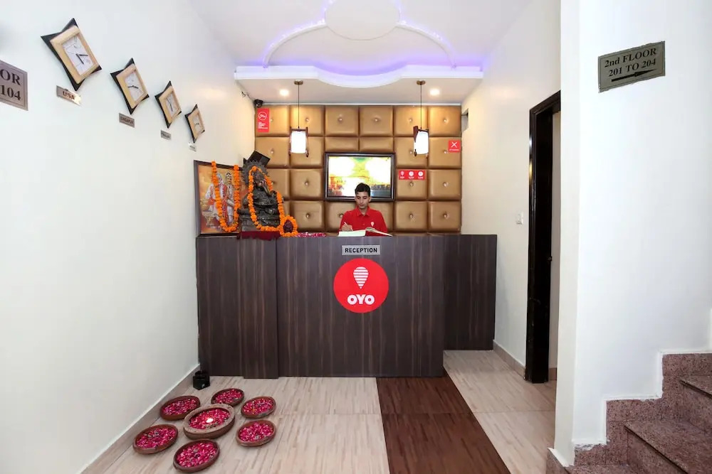 OYO 9243 Trumpets Hotel