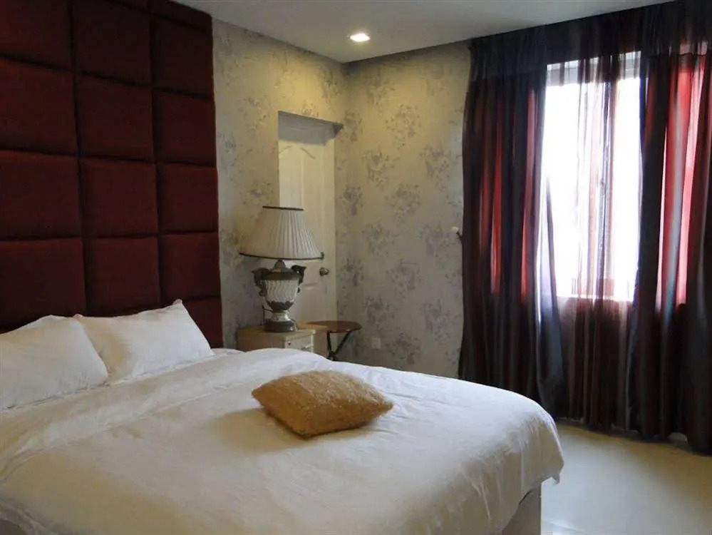 Palms Garden Saigon Apartment  Hotel