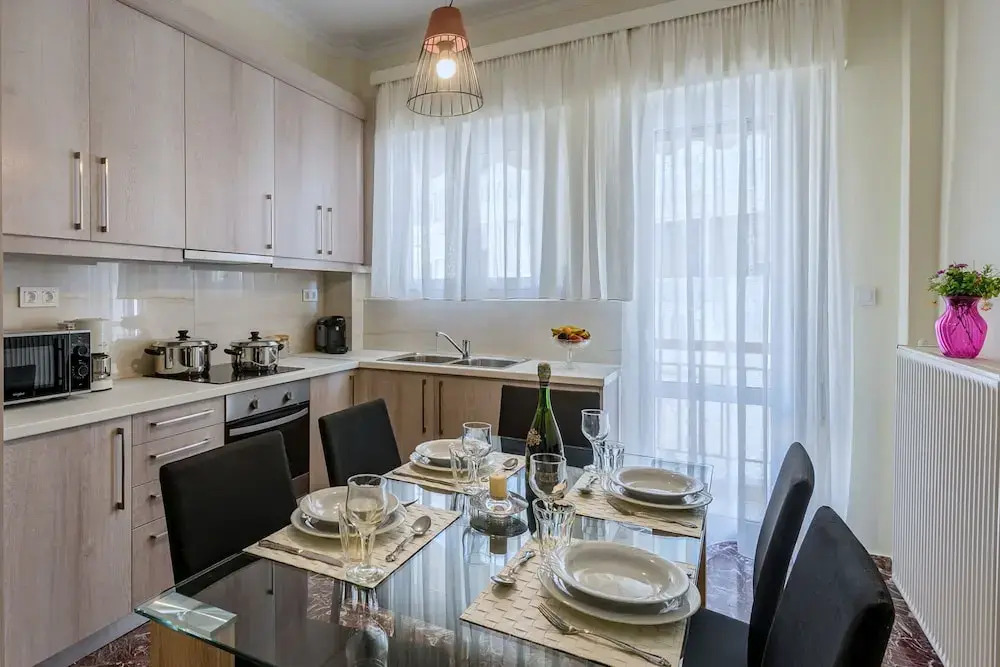 Aspasias Luxury Suite