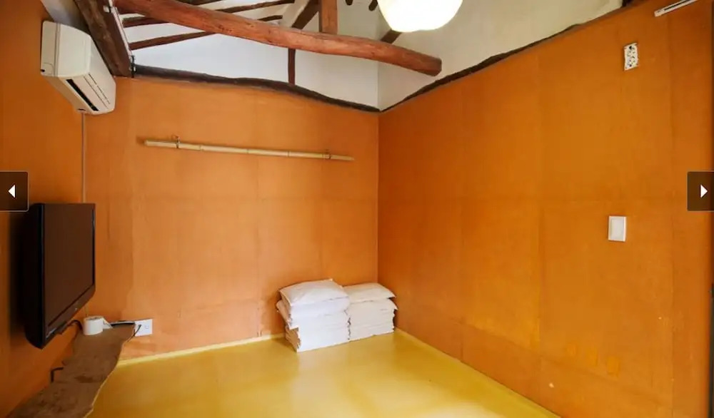 Hanok Hanji Gguljam Second House