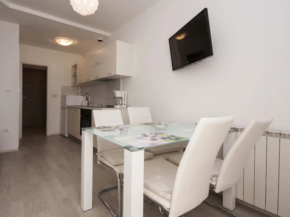 Guesthouse Brodarica