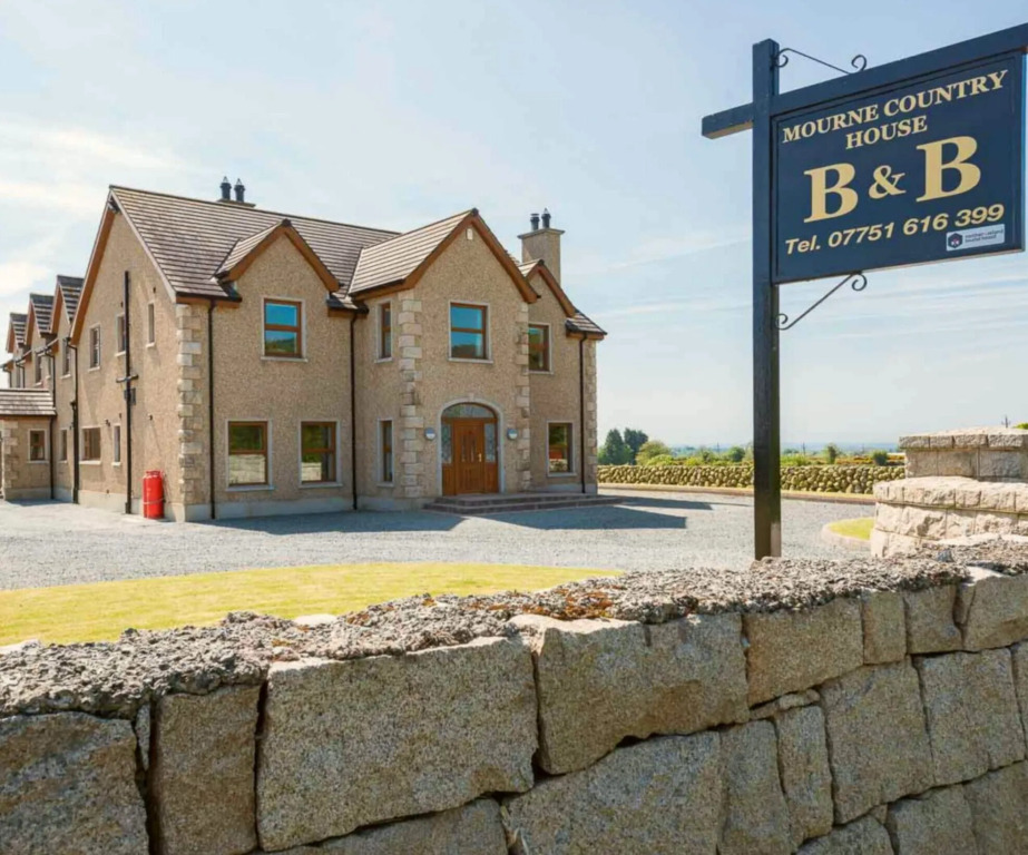 Mourne Country House