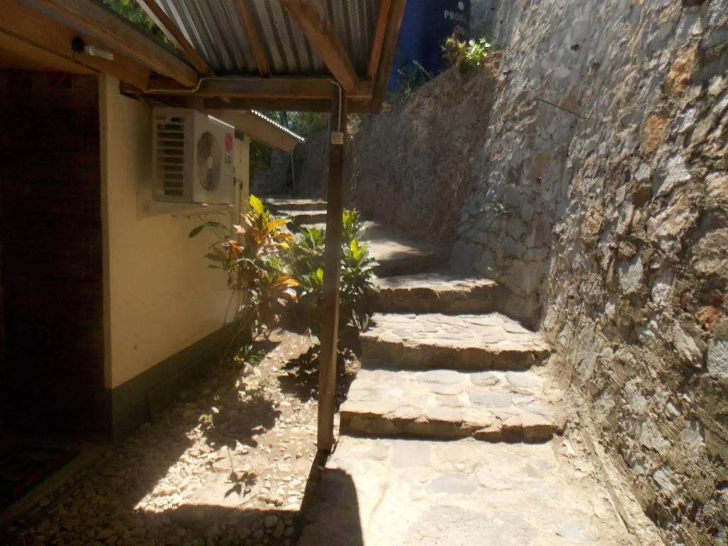 Bajo Sunset Hostel