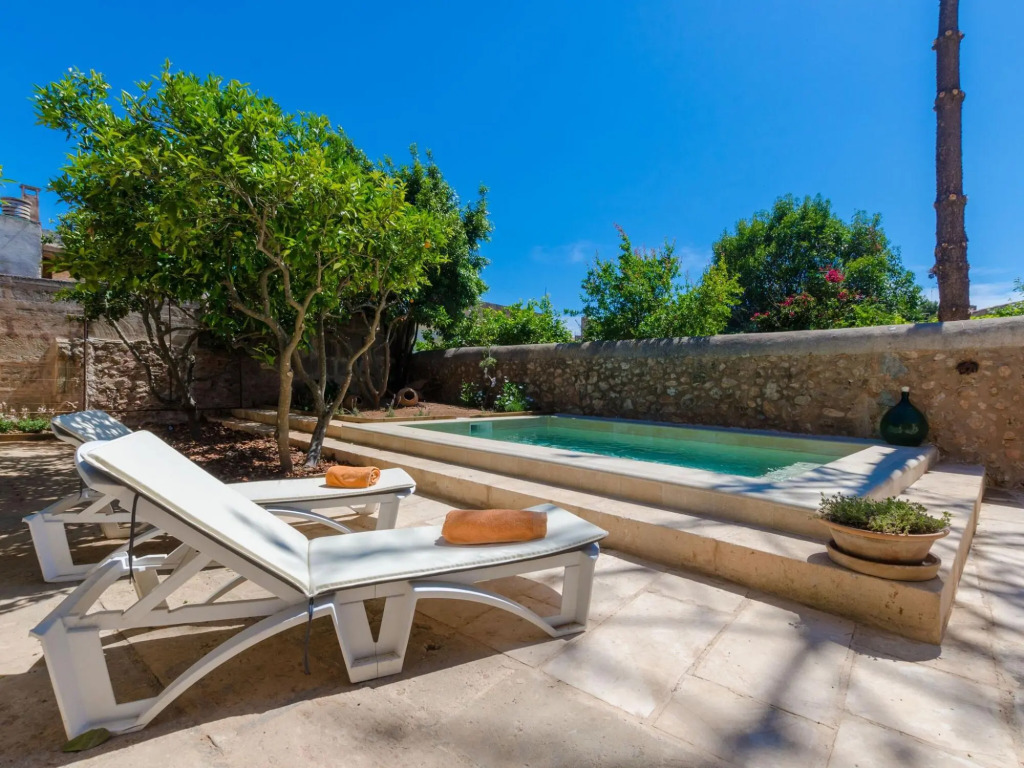 CAN MORA - Villa for 6 people in Campos.