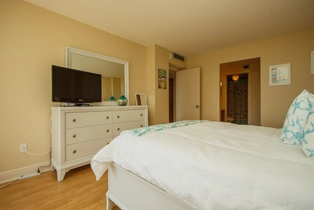 Sst3-409 - South Seas Tower 2 Bedroom Condo