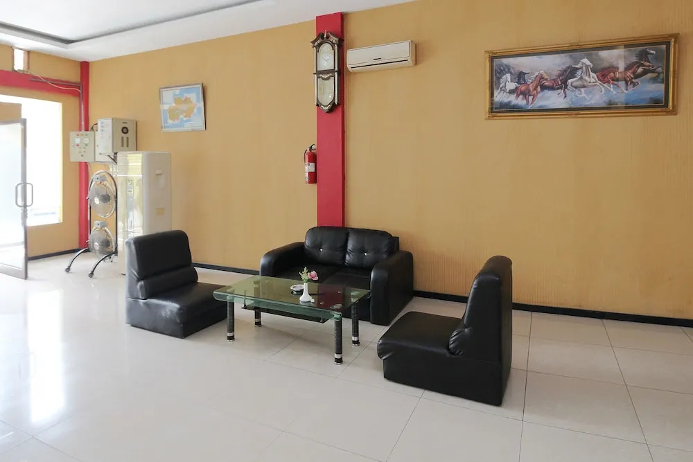 Airy Medan Selayang Arteri Ring Road 11