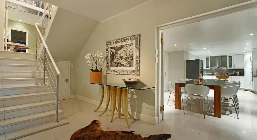 Incredible 6bed w Pool in Camps Bay Villa Galazzio
