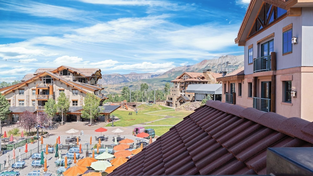 Blue Mesa Lodge 40C by Avantstay Ski In/ Ski Out Unit w/ Balcony!