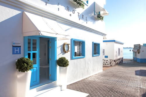 AVANTI Lifestyle Hotel