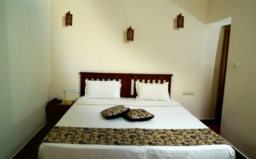 Glenmore Resorts Munnar