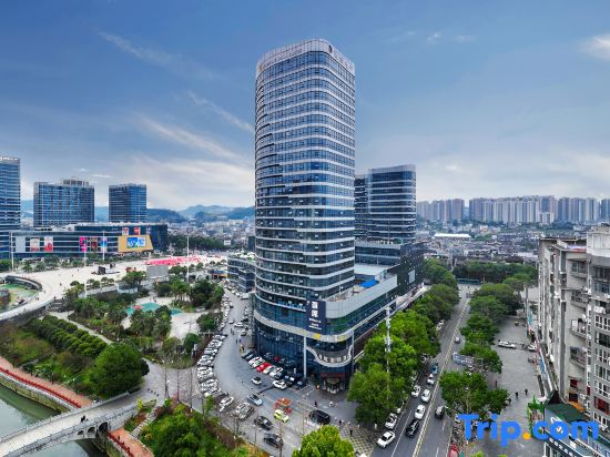 Rongyu International Hotel (Jishhou Municipal Government Ganzhou Ancient City Branch)
