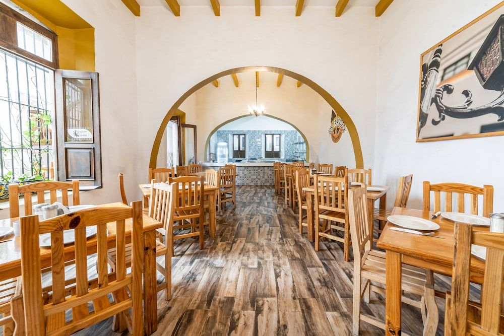 Hotel Meson de Isabel