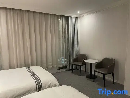 Dongguan Shengman Hotel (Humen Yellow River Fashion City Zhixin Park)