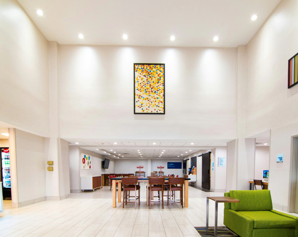 Holiday Inn Express & Suites - Indianapolis Northwest by IHG