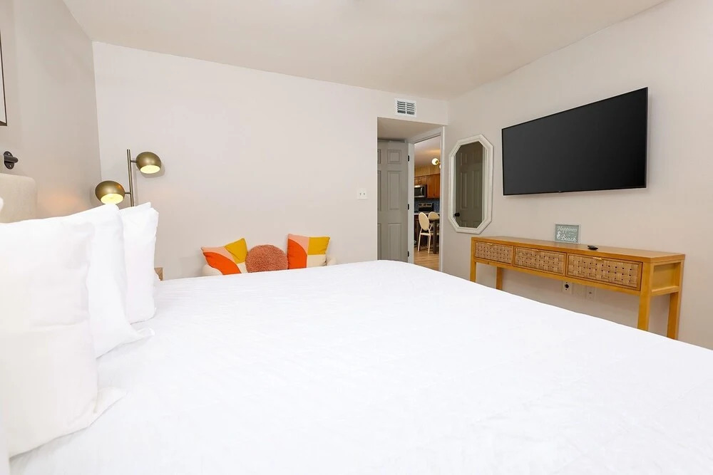 Seaside Beach & Racquet 2207 2 Bedroom Condo, Gulf Shores