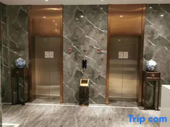 Zhoushan Ocean Boutique Hotel (Huizhong Square Children's Park Branch)