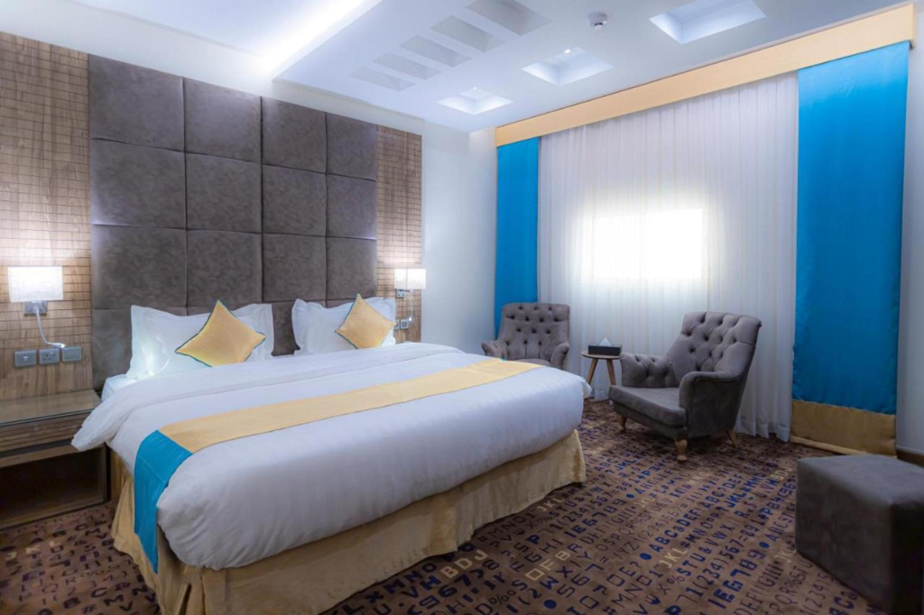 Platinum Hotel