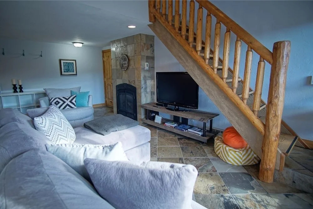 Ridgecrest 305 (379395) - 3 Br Condo