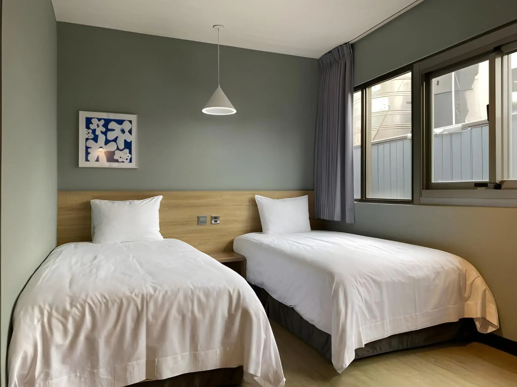 Prince Hotel