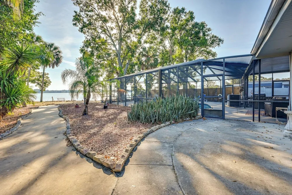 Dock & Beautiful Views! Spacious Bellows Lake Gem