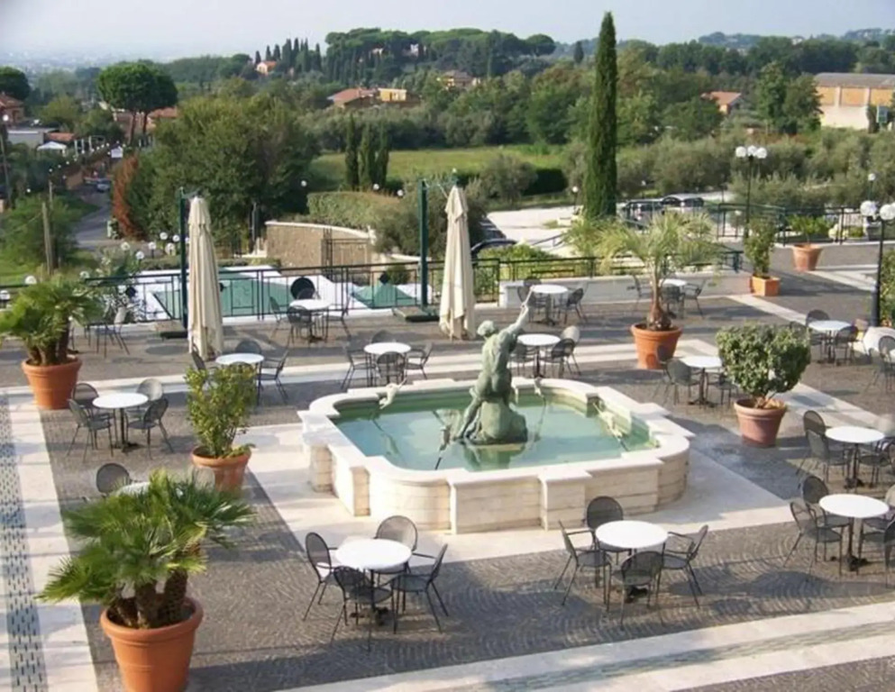 LH Hotel Domus Caesari