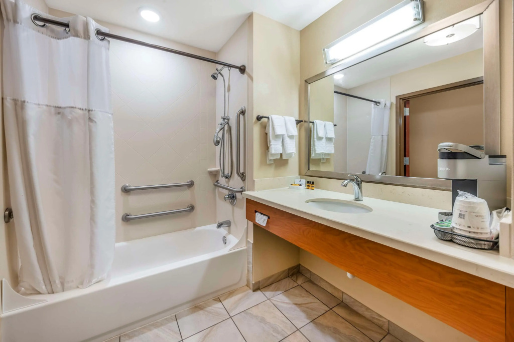 Best Western Plus Tuscumbia/Muscle Shoals Hotel & Suites