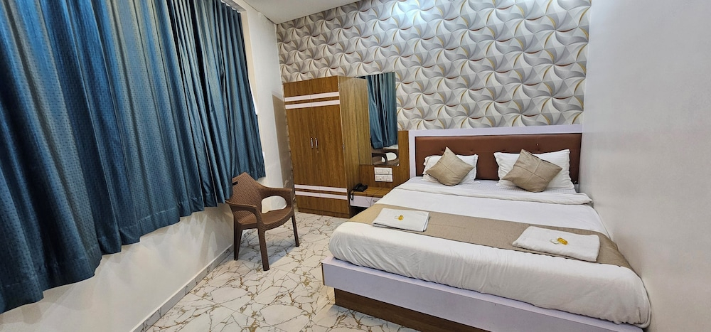 Hotel Royal View