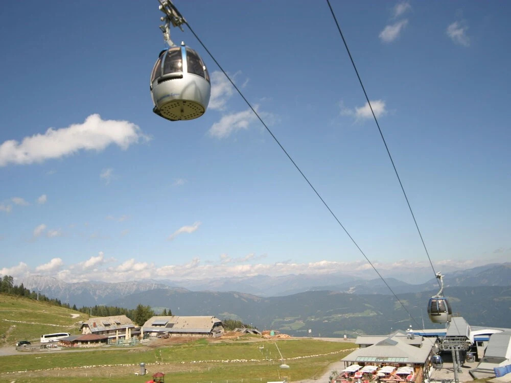 Spacious Holiday Home in Tröpolach near Ski Area