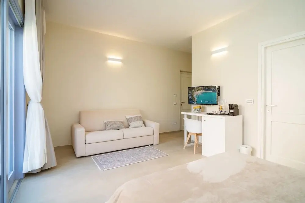Enjoy Your Stay - Guest House - Olbia