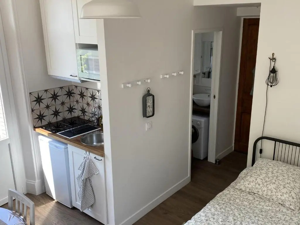 Appartement Aix-les-Bains, 1 pièce, 2 personnes - FR-1-617-15