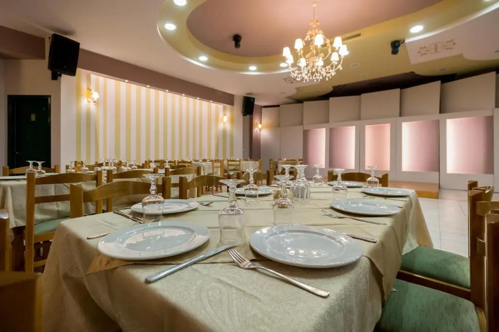 Faros Luxury Suites