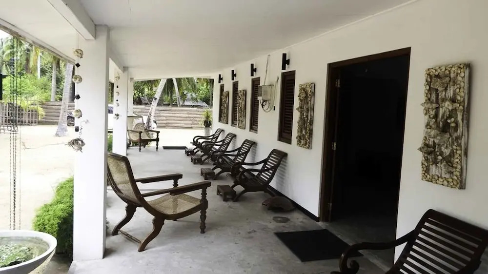Yoho Nuga Villa
