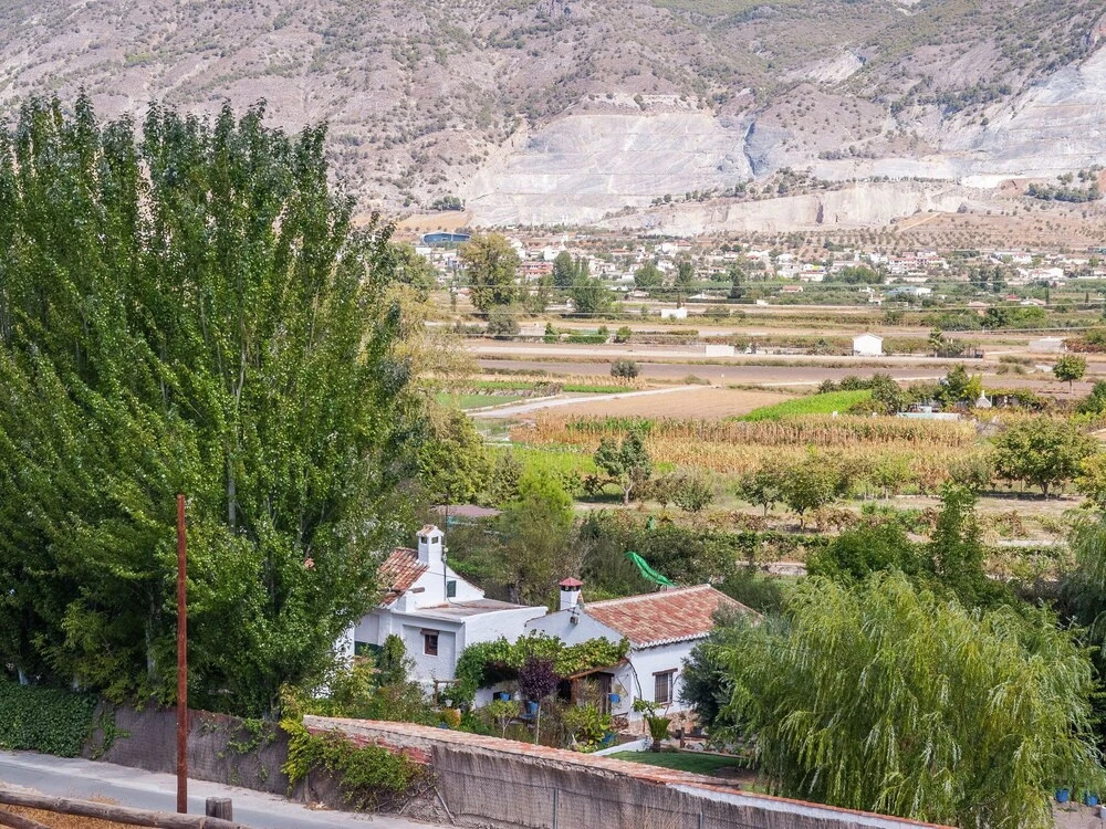 Rustic Cottage in El Padul Near the City Centre