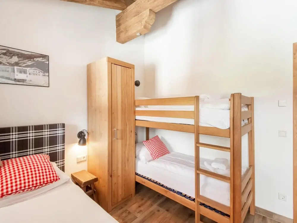 Chalet in Niedernsill near Ski Slopes